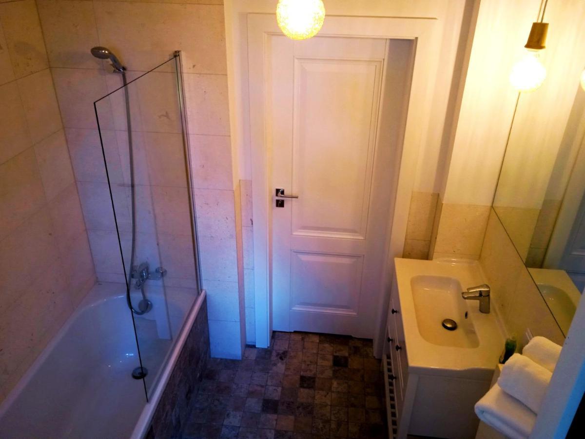 Dworek Akacja Uslugi Hotelarskie Janowiec Luaran gambar