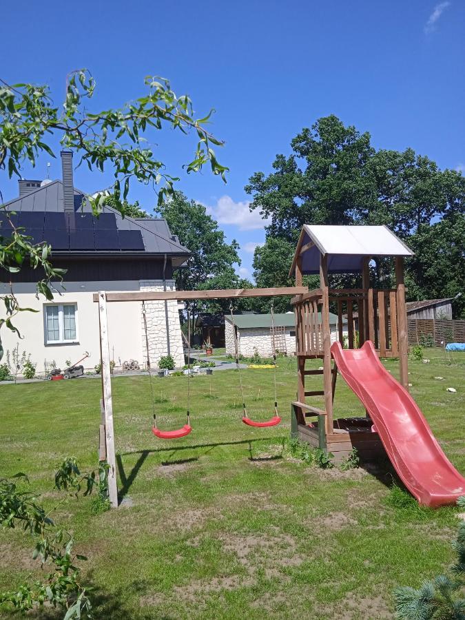 Dworek Akacja Uslugi Hotelarskie Janowiec Luaran gambar